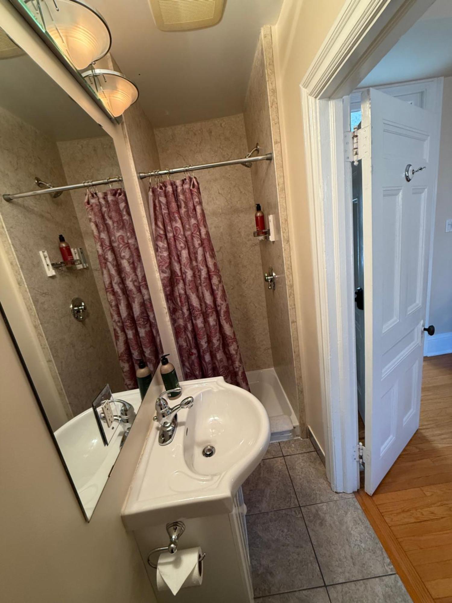 Double Room with Private Bathroom,1731437755:JPEG