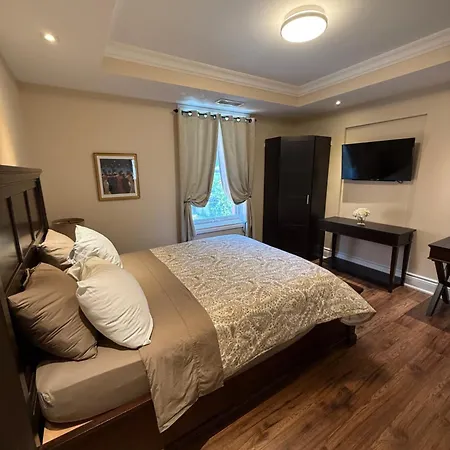 The Century House Bed And Breakfast Ottawa-2