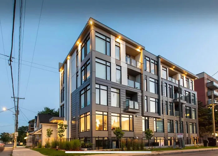 4 star hotel: Westview Luxury Suites