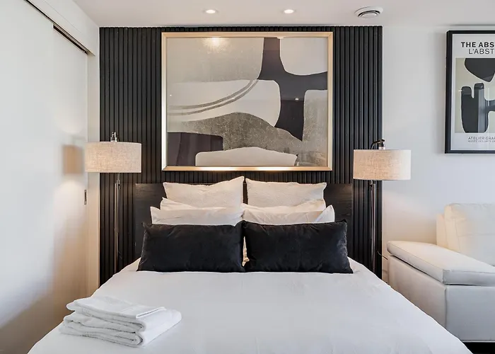 4 star hotel: Westview Luxury Suites