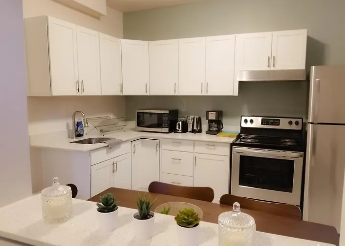 Apartments Ottawa Stay Downtown Suites